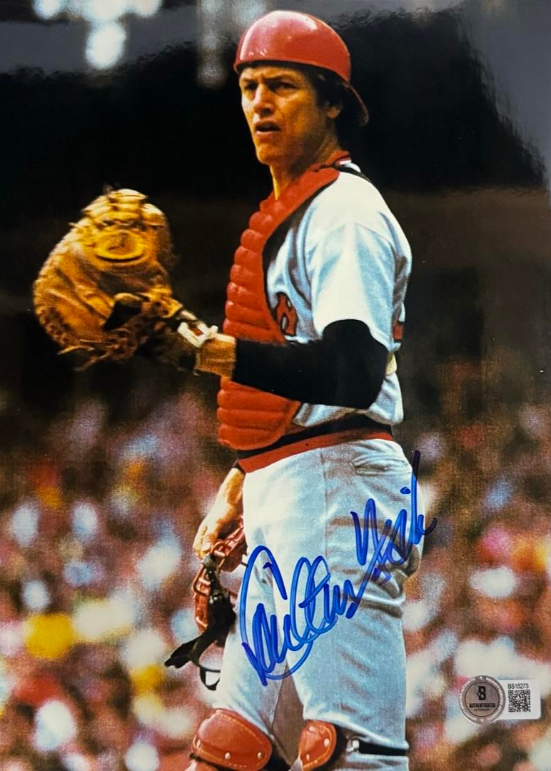 Carlton Fisk Signed 8x10 Photo Boston Red Sox - Beckett COA #02